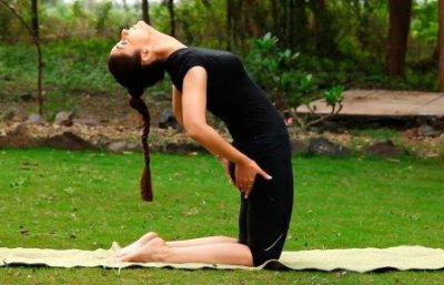 Йога в парке