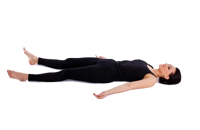 Лежа на спине