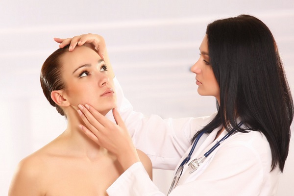 Диагностика акне у женщины