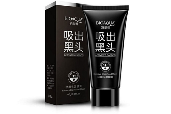 Черная маска для лица от угрей