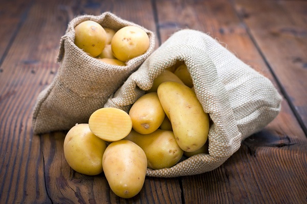 Применение картошки от прыщей