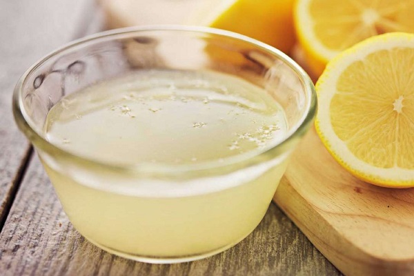 Лимонный сок для лечения пятен от прыщей