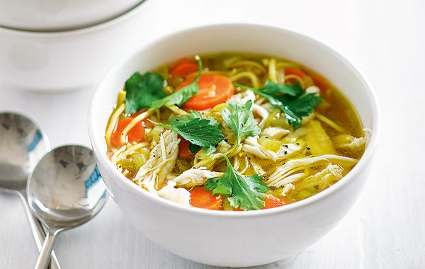 Диетический суп из куриной грудки для похудения. жиросжигающий суп с куриной грудкой «твоя диета