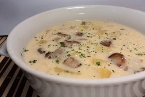 Вкусный и полезный диетический салат с куриной грудкой: лучшие рецепты