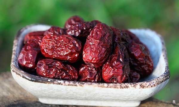 Сушеные финики: польза и вред для организма