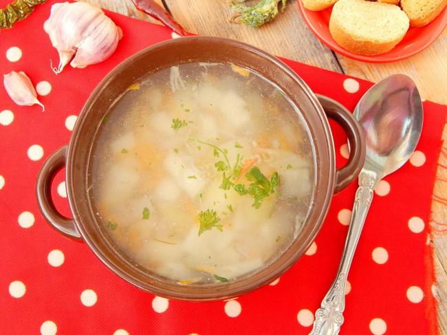 Можно ли есть куриный бульон на диете и как похудеть, употребляя куриный бульон