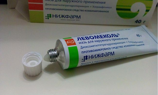 Серная мазь от прыщей: применение и отзывы